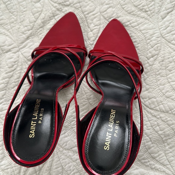 SAINT LAURENT Gippy 125MM Patent Leather Mule stiletto sandals in red - Picture 4 of 7